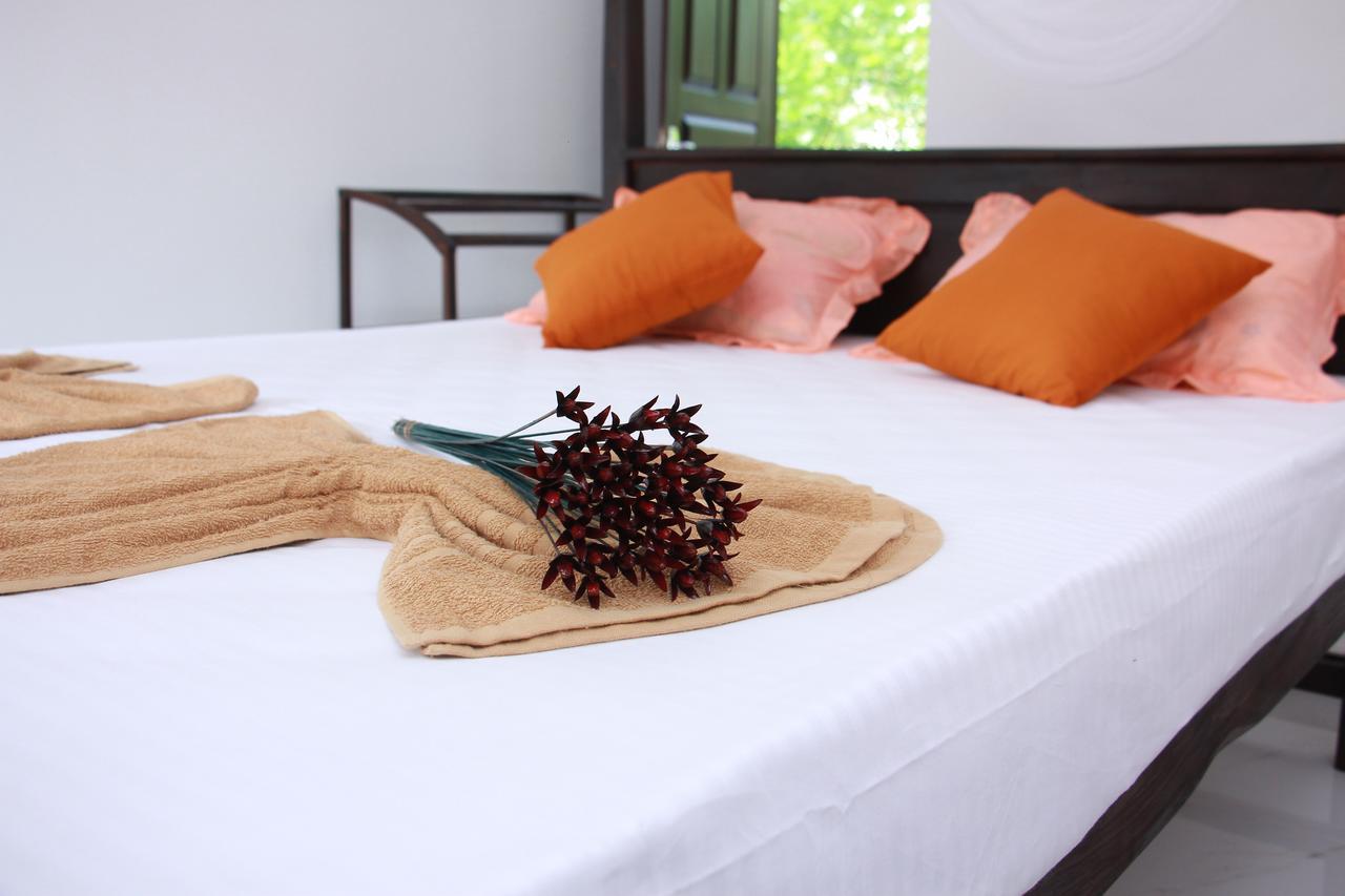Mirissa White Plaza Hotell Eksteriør bilde