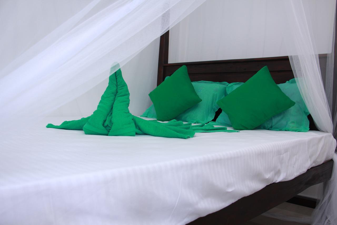 Mirissa White Plaza Hotell Eksteriør bilde
