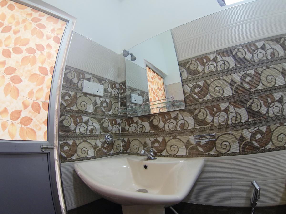 Mirissa White Plaza Hotell Eksteriør bilde